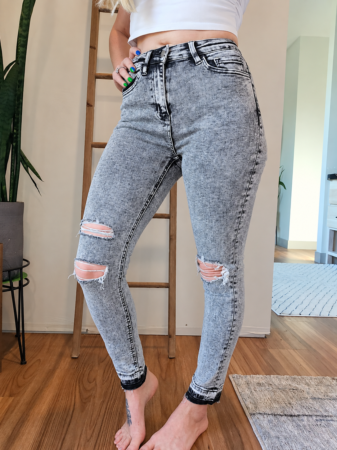 Vervet Acid Wash Stretch Jeans | Women’s Denim
